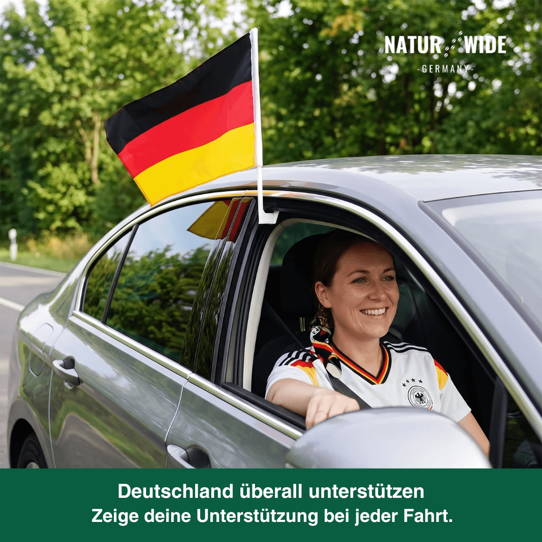 Deutschland Autoflagge 2026 – Polyester mit Kunststoffmast