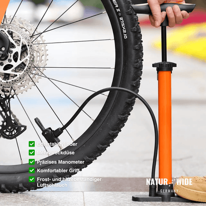 11 bar Tragbare Pumpe mit Manometer & 3-in-1-Ventilaufsatz